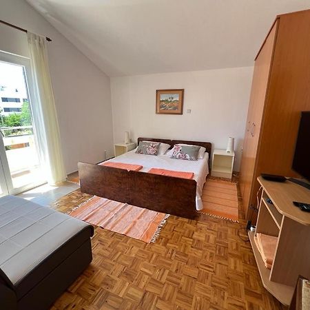 נין Apartmani Bosiljka מראה חיצוני תמונה