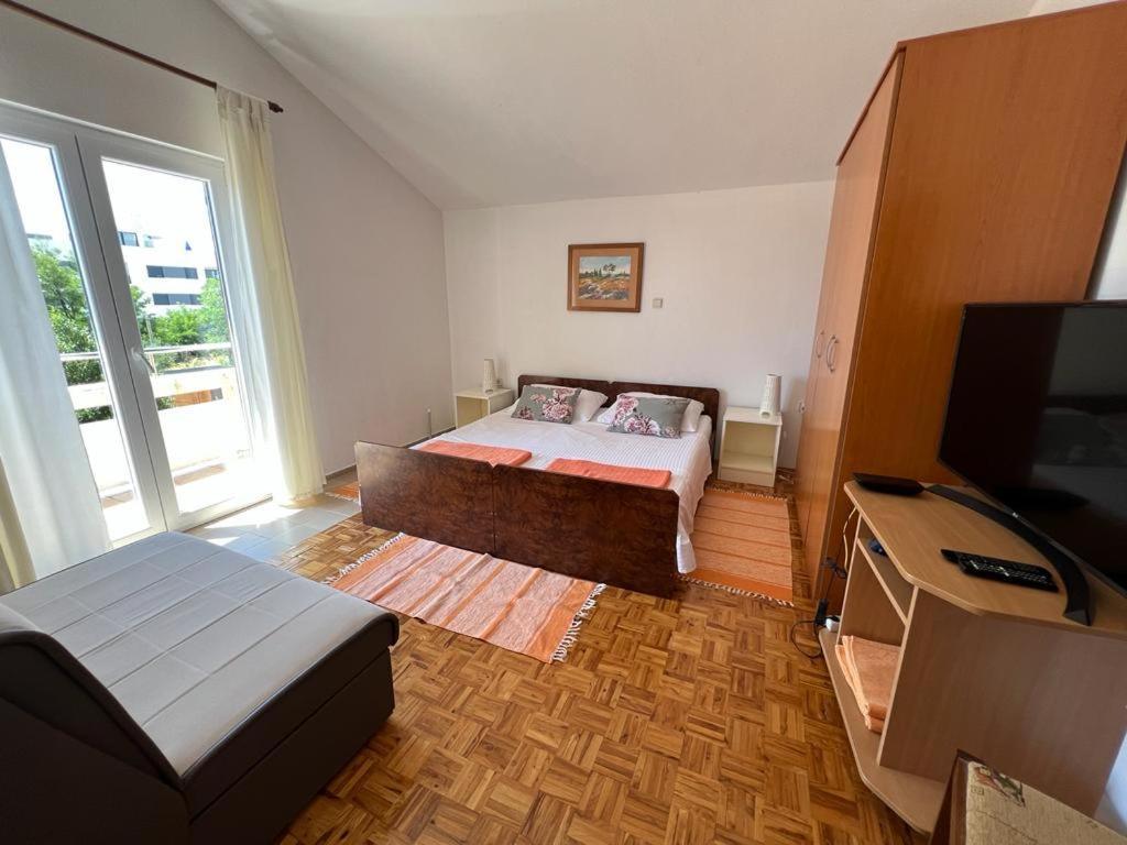 נין Apartmani Bosiljka מראה חיצוני תמונה