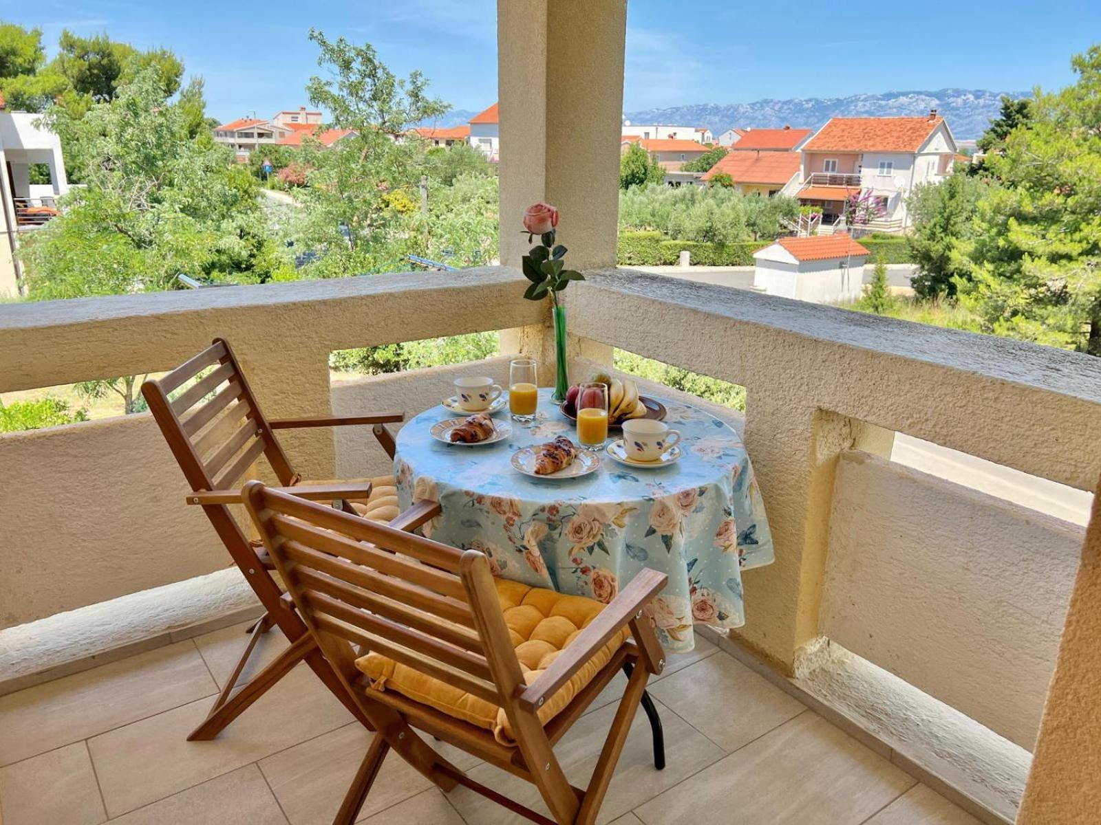 נין Apartmani Bosiljka מראה חיצוני תמונה