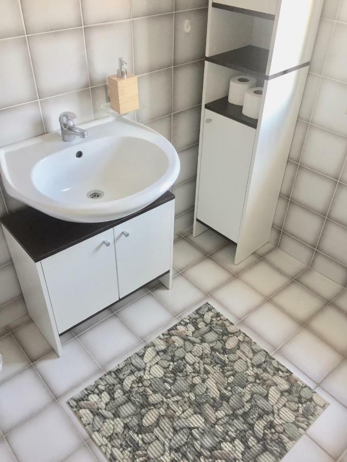 נין Apartmani Bosiljka מראה חיצוני תמונה