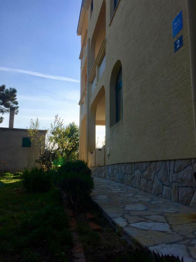 נין Apartmani Bosiljka מראה חיצוני תמונה